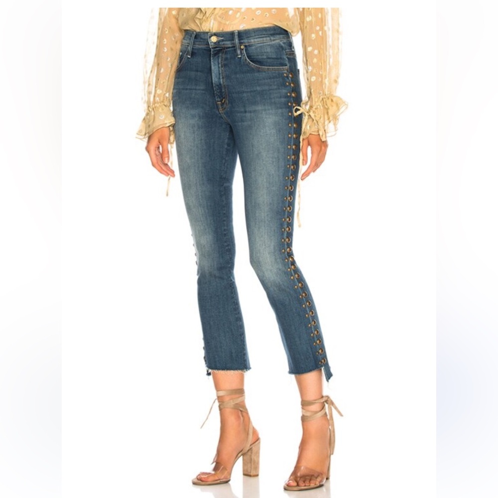 MOTHER Insider Crop Step Fray Jeans with Studs | 29